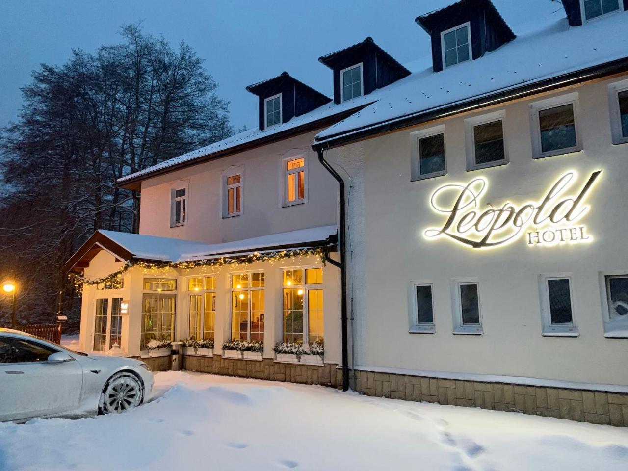 Hotel Leopold Račín Eksteriør bilde