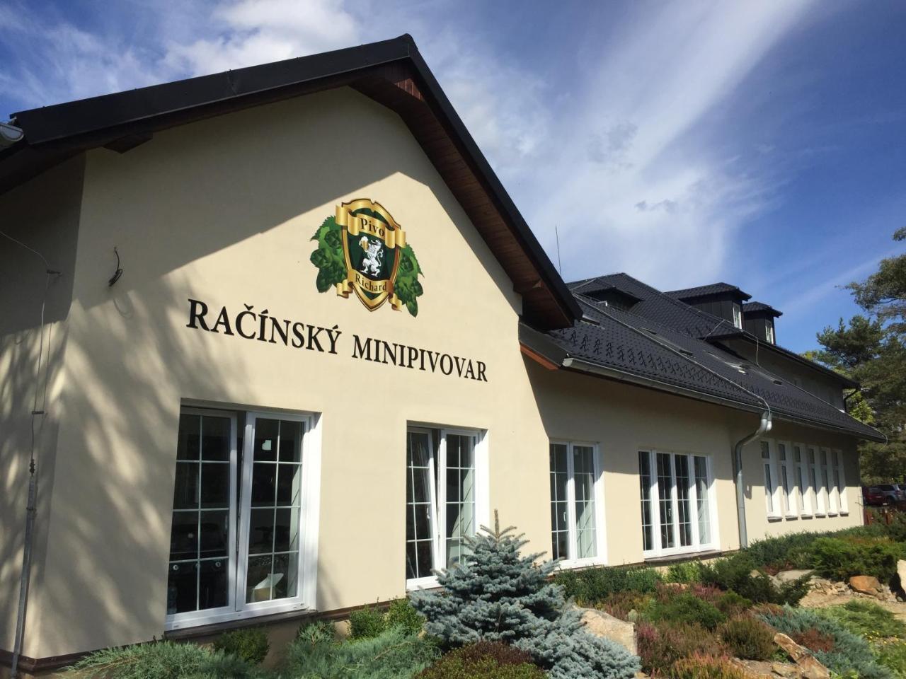 Hotel Leopold Račín Eksteriør bilde